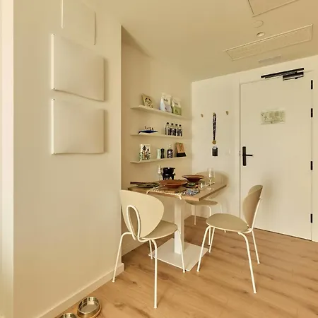 Be Casa Sant Cugat * Sant Cugat del Vallès